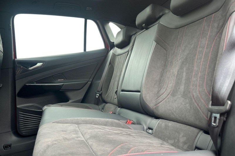 2025 (75) VOLKSWAGEN ID.4 250kW 4MOTION GTX Edition 79kWh 5dr Auto 5233661