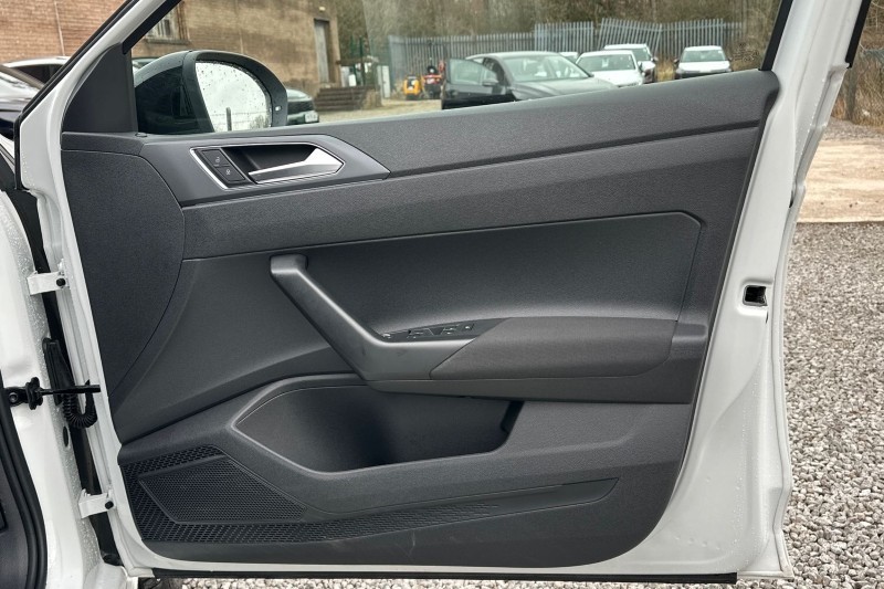 2025 (75) VOLKSWAGEN TAIGO 1.5 TSI 150 Black Edition 5dr DSG 5192126