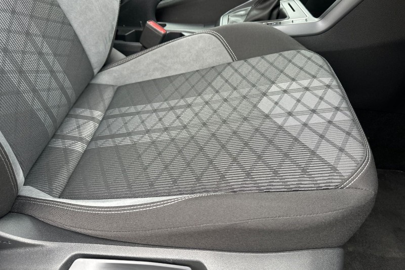 2025 (75) VOLKSWAGEN TAIGO 1.5 TSI 150 Black Edition 5dr DSG 5192130