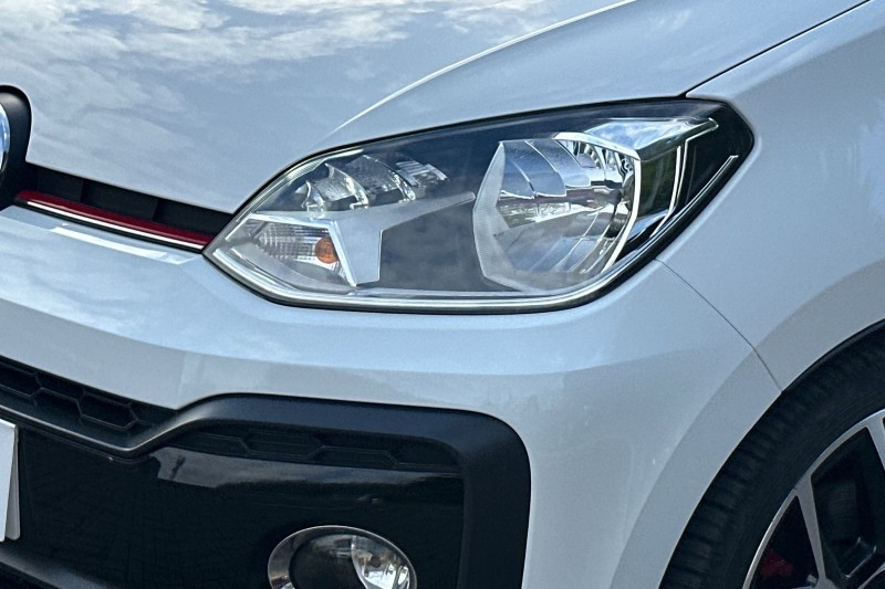 2018 (18) VOLKSWAGEN UP 1.0 115PS Up GTI 3dr 5280180