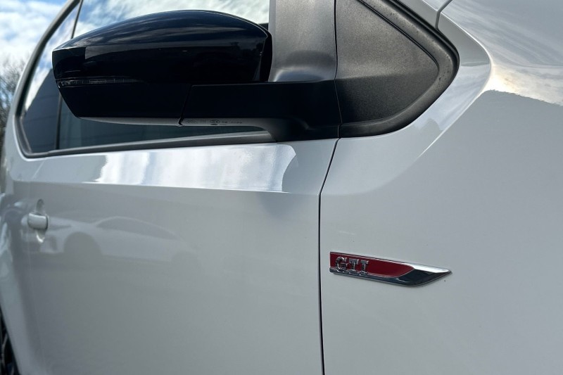 2018 (18) VOLKSWAGEN UP 1.0 115PS Up GTI 3dr 5280185