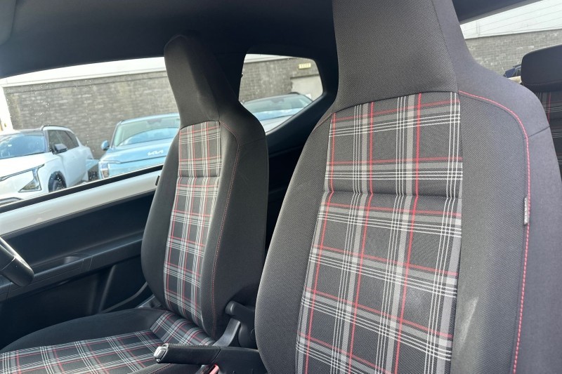 2018 (18) VOLKSWAGEN UP 1.0 115PS Up GTI 3dr 5280176