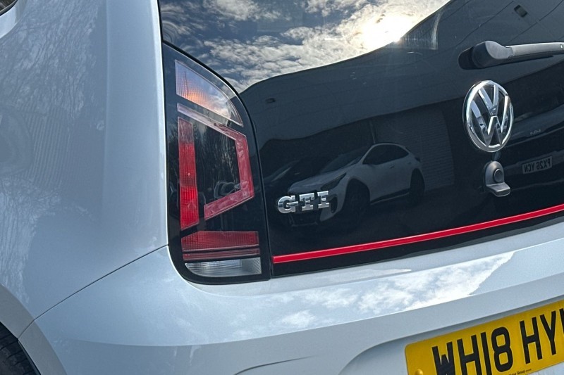 2018 (18) VOLKSWAGEN UP 1.0 115PS Up GTI 3dr 5280182