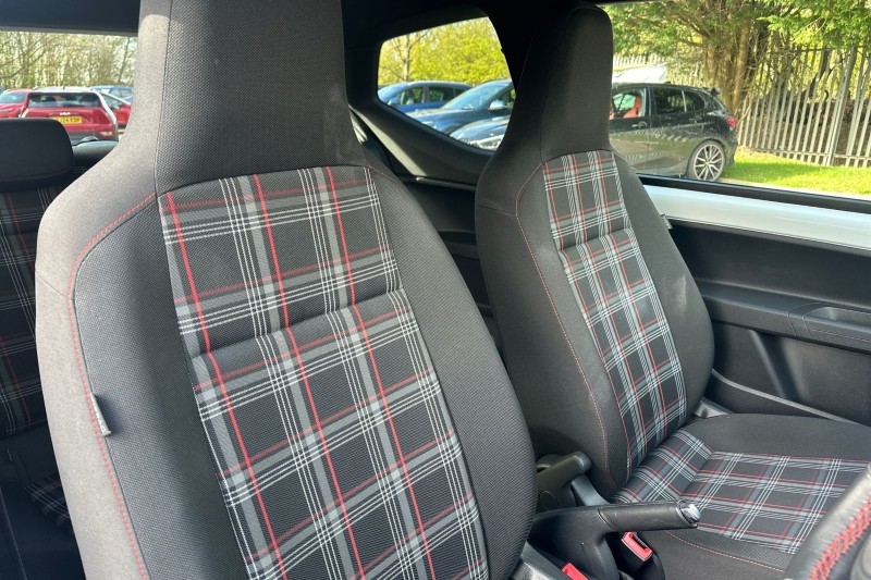 2018 (18) VOLKSWAGEN UP 1.0 115PS Up GTI 3dr 5280165