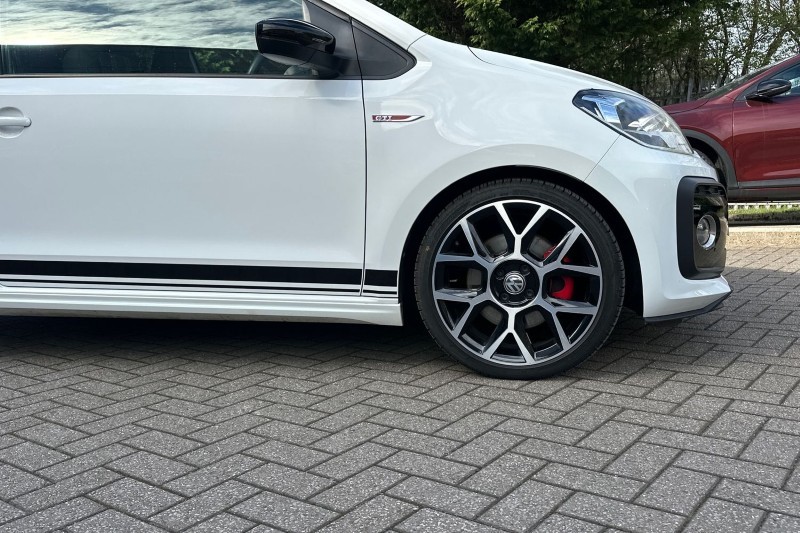 2018 (18) VOLKSWAGEN UP 1.0 115PS Up GTI 3dr 5280157