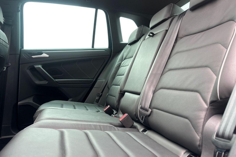 2023 (23) VOLKSWAGEN TIGUAN 2.0 TDI R-Line 5dr DSG 5208802