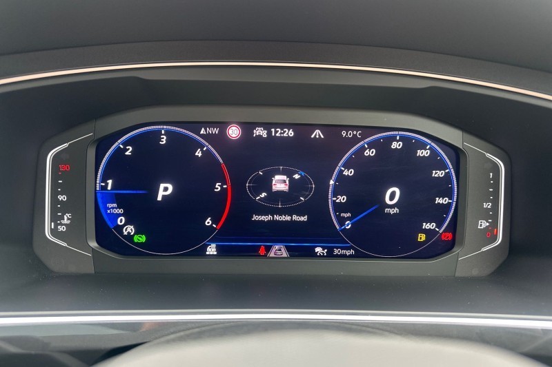 2023 (23) VOLKSWAGEN TIGUAN 2.0 TDI R-Line 5dr DSG 5208818