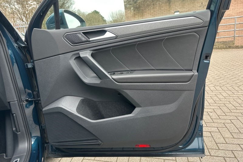 2023 (23) VOLKSWAGEN TIGUAN 2.0 TDI R-Line 5dr DSG 5208809