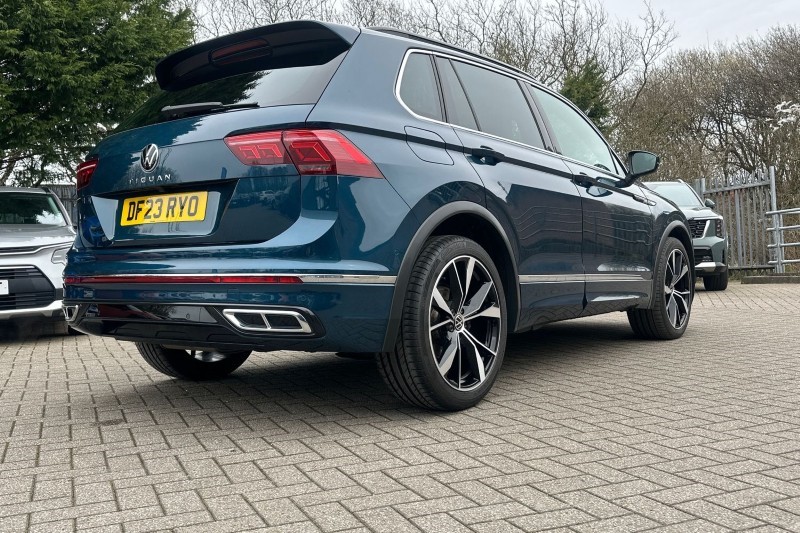 2023 (23) VOLKSWAGEN TIGUAN 2.0 TDI R-Line 5dr DSG 5208836