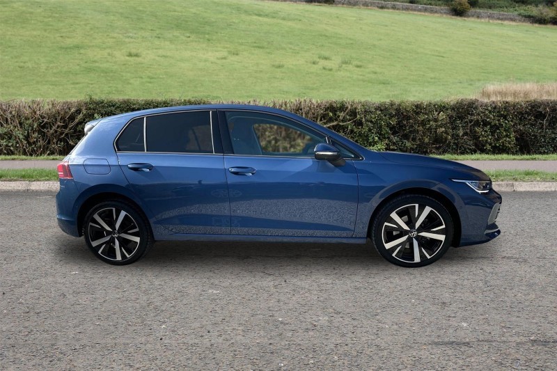 2025 (25) VOLKSWAGEN GOLF 1.5 TSI Match 5dr 5229384