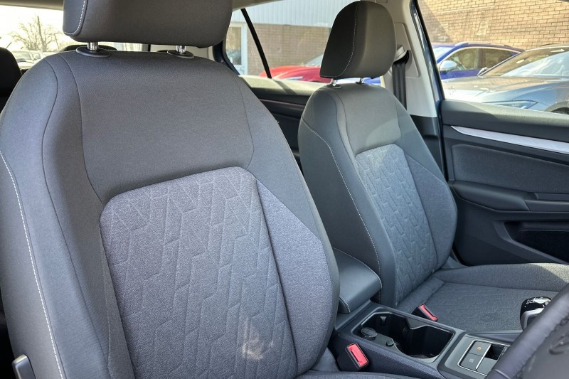 2025 (25) VOLKSWAGEN GOLF 1.5 TSI Match 5dr 5229395