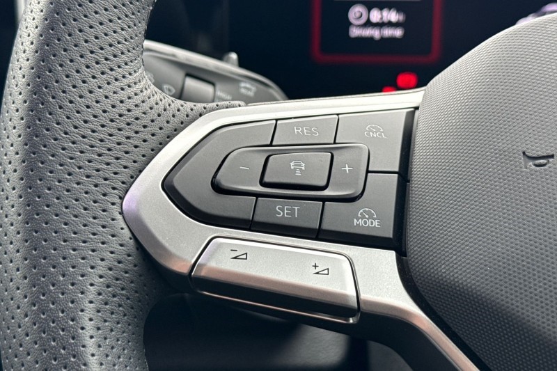 2025 (25) VOLKSWAGEN TIGUAN 1.5 eTSI 150 R-Line 5dr DSG 5207214