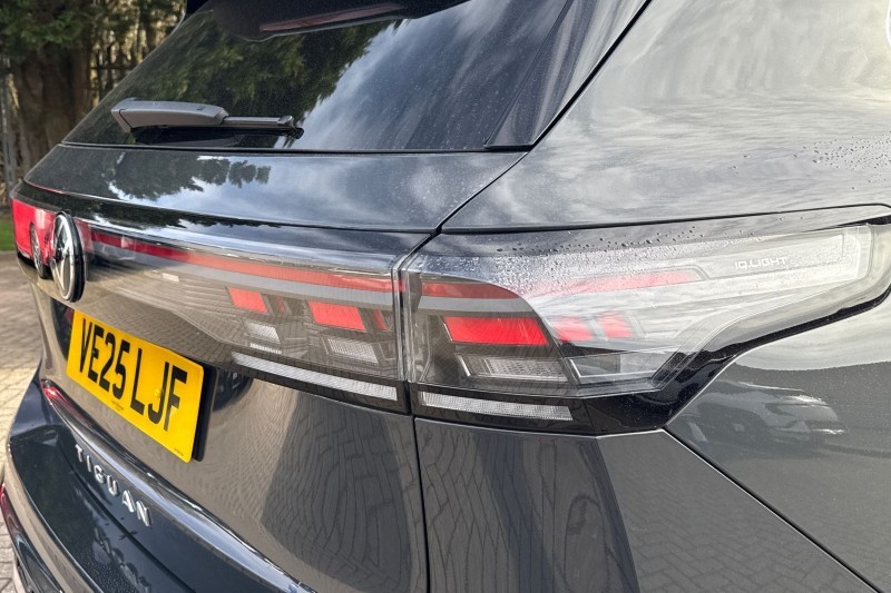 2025 (25) VOLKSWAGEN TIGUAN 1.5 eTSI 150 R-Line 5dr DSG 5207234