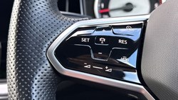 2023 (23) VOLKSWAGEN TOUAREG 3.0 V6 TDI 4Motion R-Line 5dr Tip Auto 5218982