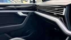 2023 (23) VOLKSWAGEN TOUAREG 3.0 V6 TDI 4Motion R-Line 5dr Tip Auto 5218992