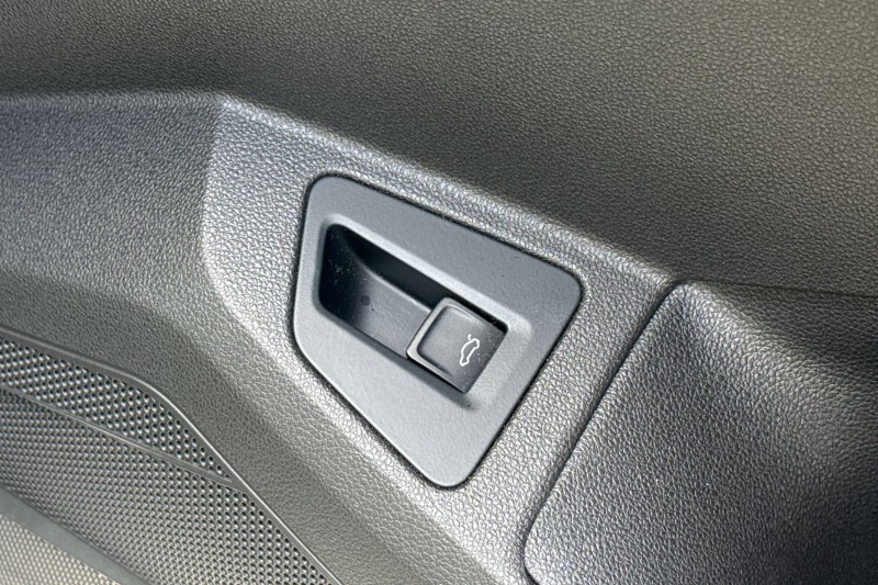 2023 (23) VOLKSWAGEN TOUAREG 3.0 V6 TDI 4Motion R-Line 5dr Tip Auto 5219006