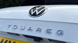 2023 (23) VOLKSWAGEN TOUAREG 3.0 V6 TDI 4Motion R-Line 5dr Tip Auto 5219005