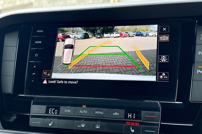 2023 (23) VOLKSWAGEN TOUAREG 3.0 V6 TDI 4Motion R-Line 5dr Tip Auto 5218987