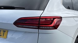 2023 (23) VOLKSWAGEN TOUAREG 3.0 V6 TDI 4Motion R-Line 5dr Tip Auto 5219002
