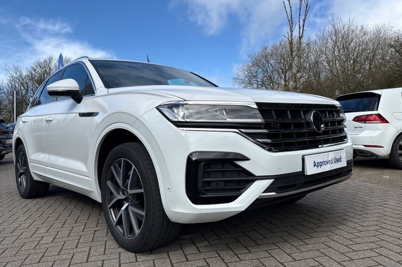 2023 (23) VOLKSWAGEN TOUAREG 3.0 V6 TDI 4Motion R-Line 5dr Tip Auto 5219001