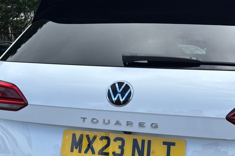 2023 (23) VOLKSWAGEN TOUAREG 3.0 V6 TDI 4Motion R-Line 5dr Tip Auto 5219004