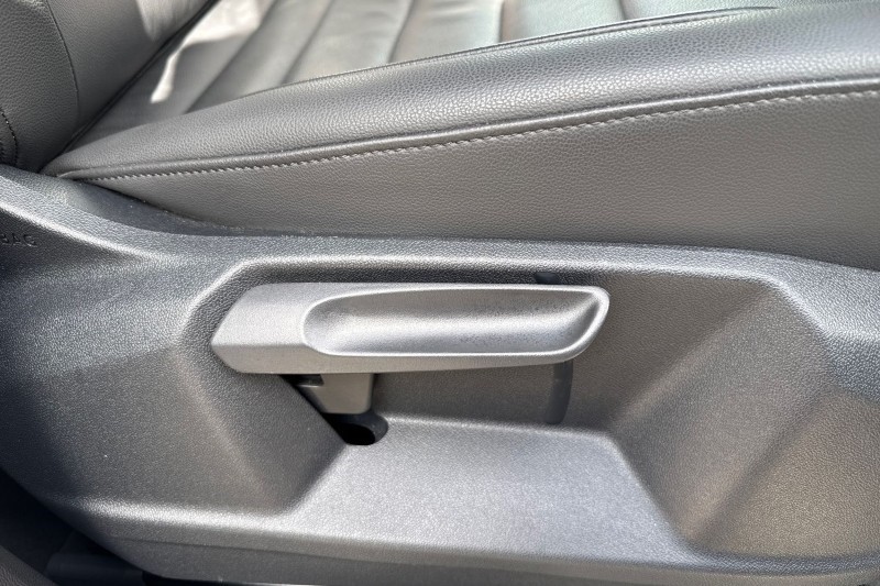 2023 (23) VOLKSWAGEN TOUAREG 3.0 V6 TDI 4Motion R-Line 5dr Tip Auto 5218978