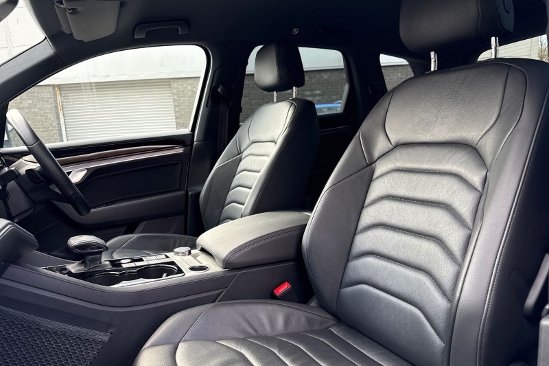 2023 (23) VOLKSWAGEN TOUAREG 3.0 V6 TDI 4Motion R-Line 5dr Tip Auto 5218994