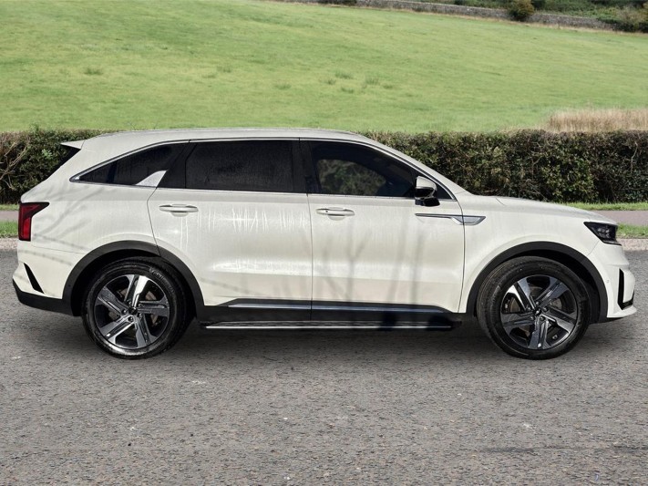 2022 (71) KIA SORENTO 1.6 T-GDi HEV 4 5dr Auto 5256579