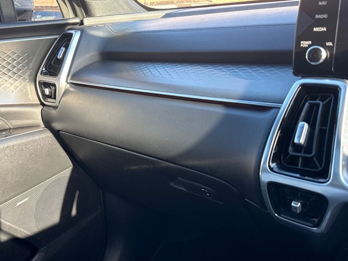 2022 (71) KIA SORENTO 1.6 T-GDi HEV 4 5dr Auto 5256604