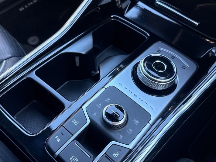 2022 (71) KIA SORENTO 1.6 T-GDi HEV 4 5dr Auto 5256605