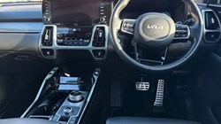2022 (71) KIA SORENTO 1.6 T-GDi HEV 4 5dr Auto 5256596