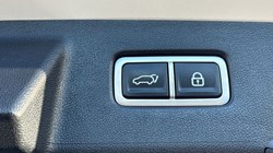 2022 (71) KIA SORENTO 1.6 T-GDi HEV 4 5dr Auto 5256610