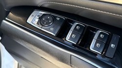 2022 (71) KIA SORENTO 1.6 T-GDi HEV 4 5dr Auto 5256588