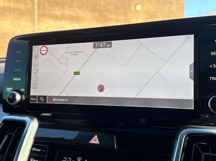 2022 (71) KIA SORENTO 1.6 T-GDi HEV 4 5dr Auto 5256598