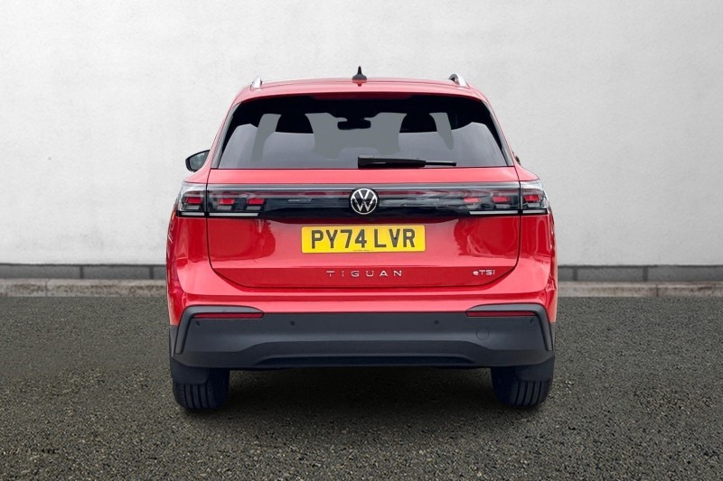 2025 (74) VOLKSWAGEN TIGUAN 1.5 eTSI 150 Match 5dr DSG 5221867