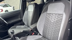 2024 (24) VOLKSWAGEN POLO 1.0 TSI R-Line 5dr 5271538