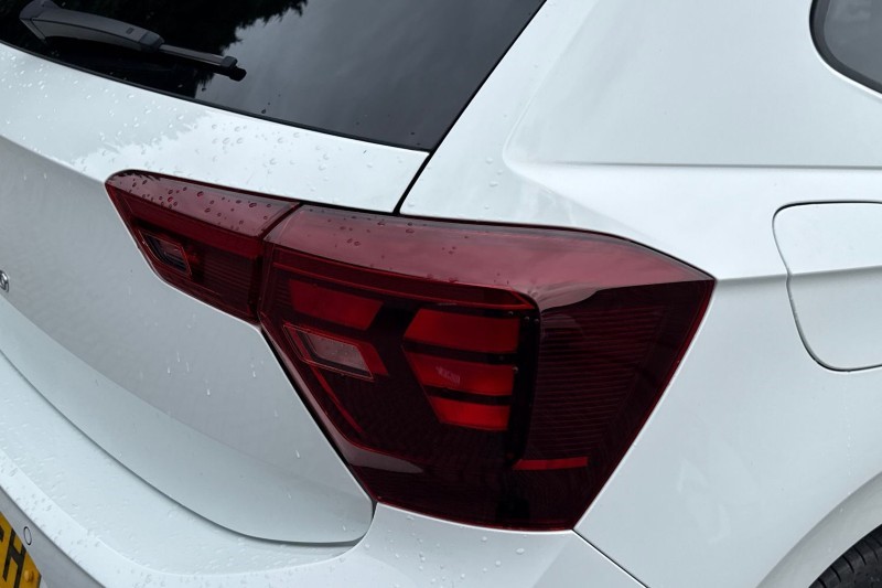 2024 (24) VOLKSWAGEN POLO 1.0 TSI R-Line 5dr 5271544