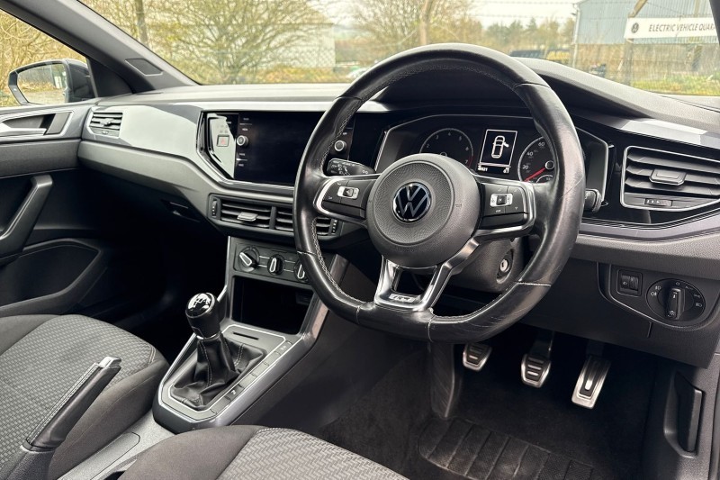 2021 (21) VOLKSWAGEN POLO 1.0 TSI 95 R-Line 5dr 5237997