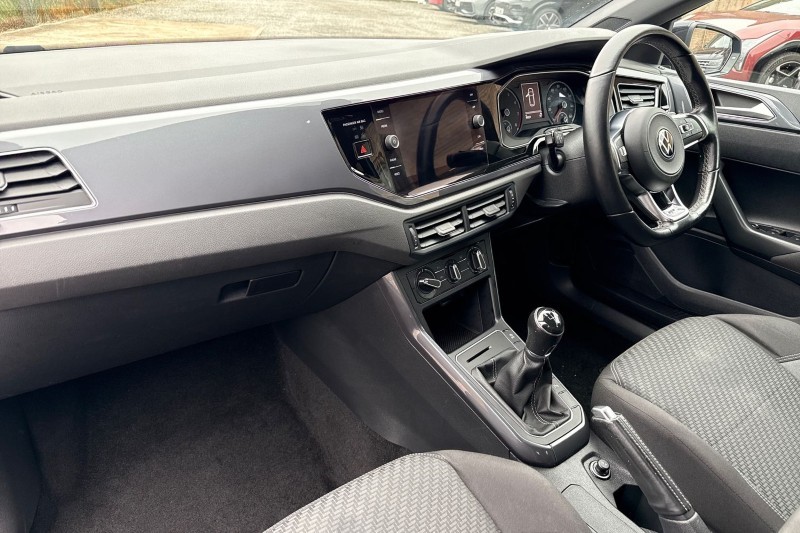 2021 (21) VOLKSWAGEN POLO 1.0 TSI 95 R-Line 5dr 5238015