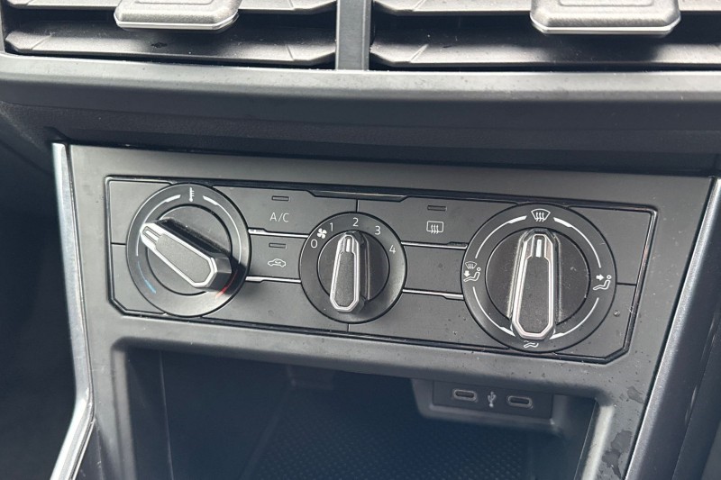 2021 (21) VOLKSWAGEN POLO 1.0 TSI 95 R-Line 5dr 5238011