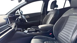 2023 (73) KIA SPORTAGE 1.6T GDi HEV GT-Line S 5dr Auto 5220183