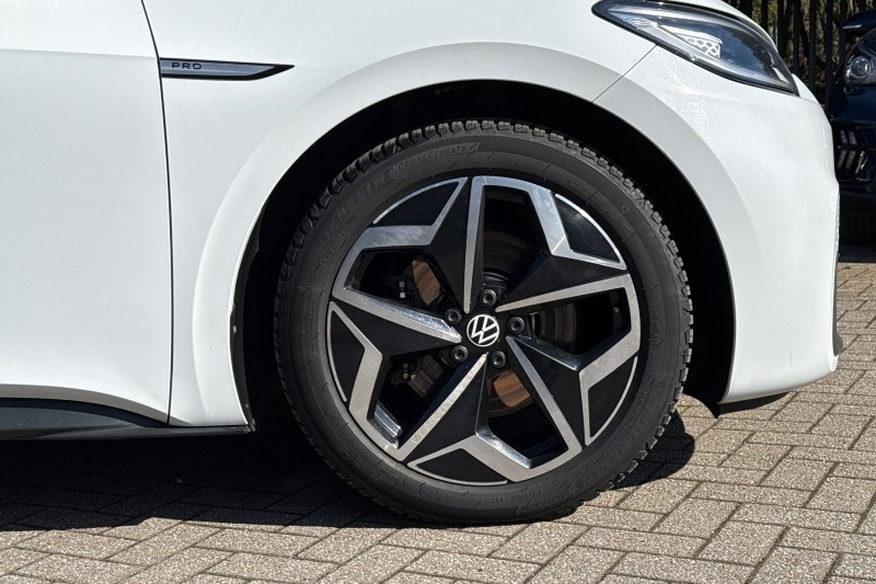 2020 (70) VOLKSWAGEN ID.3 150kW Business Pro Performance 58kWh 5dr Auto 5259604
