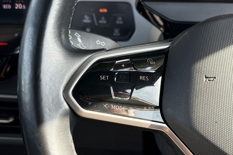 2020 (70) VOLKSWAGEN ID.3 150kW Business Pro Performance 58kWh 5dr Auto 5259610