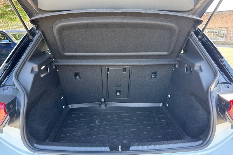 2020 (70) VOLKSWAGEN ID.3 150kW Business Pro Performance 58kWh 5dr Auto 5259622