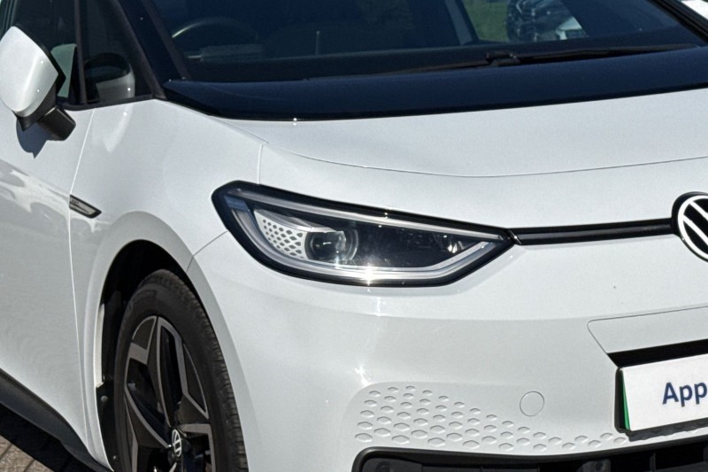 2020 (70) VOLKSWAGEN ID.3 150kW Business Pro Performance 58kWh 5dr Auto 5259625