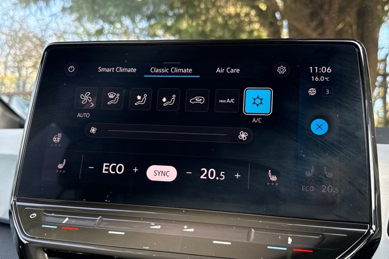 2020 (70) VOLKSWAGEN ID.3 150kW Business Pro Performance 58kWh 5dr Auto 5259618