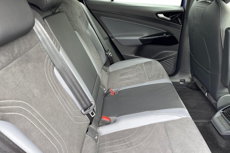 2024 (24) VOLKSWAGEN ID.4 210kW Match Pro 77kWh 5dr Auto 5208355