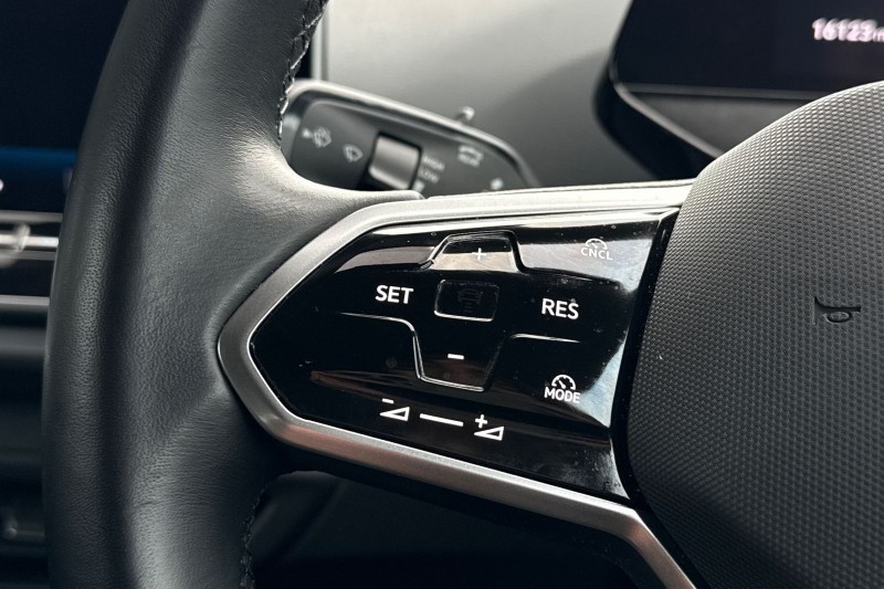 2024 (24) VOLKSWAGEN ID.4 210kW Match Pro 77kWh 5dr Auto 5208369