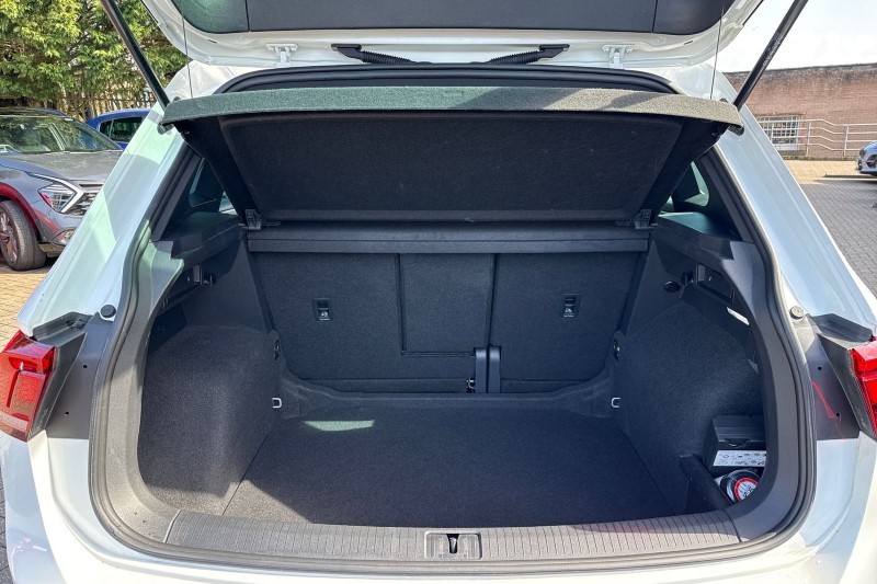 2023 (23) VOLKSWAGEN TIGUAN 1.5 TSI 150 R-Line 5dr DSG 5229981