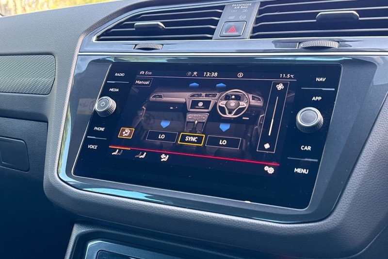 2023 (23) VOLKSWAGEN TIGUAN 1.5 TSI 150 R-Line 5dr DSG 5229974